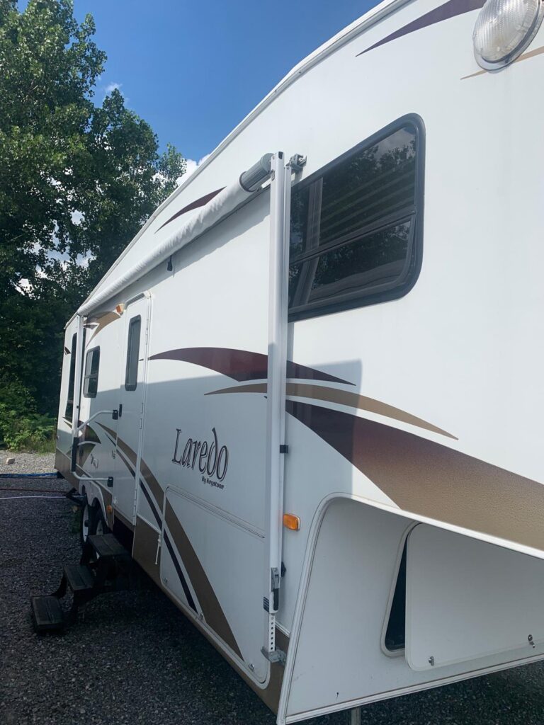 2008 Keystone Laredo Fifth Wheel Series M-29