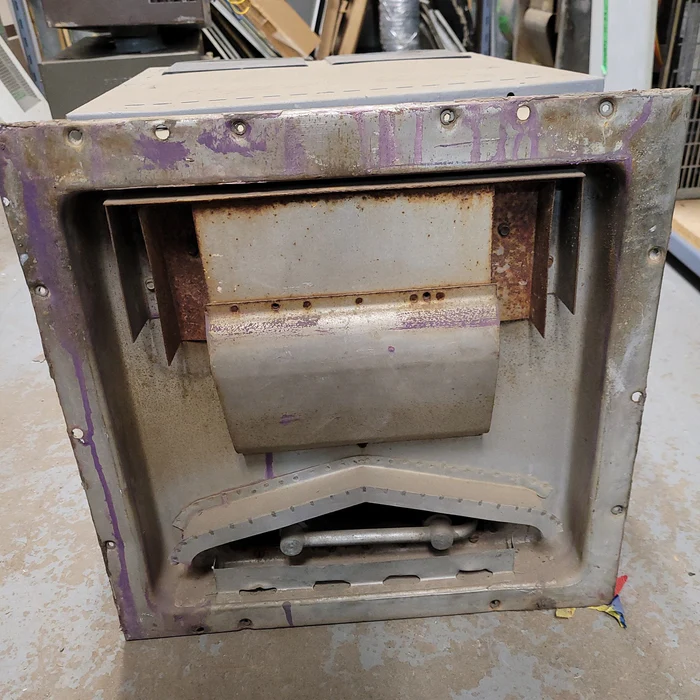 16000-btu-used-fa-7220-hydro-flame-rv-propane-furnace-817325_700x700